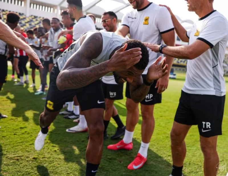 الاتحاد يعتلي الصدارة «مؤقتاً» بعد ثلاثية في مرمى الفيصلي